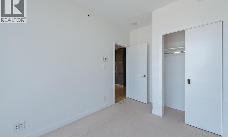 37Xx 777 Richards St...