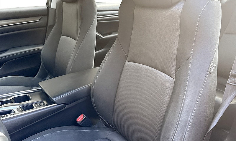 2018 Honda Accord Lx...