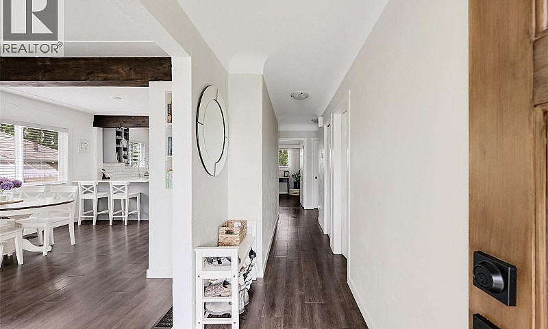 3128 Quadra St Victo...