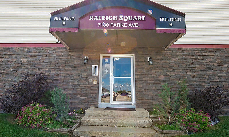 Raleigh Square Apart...