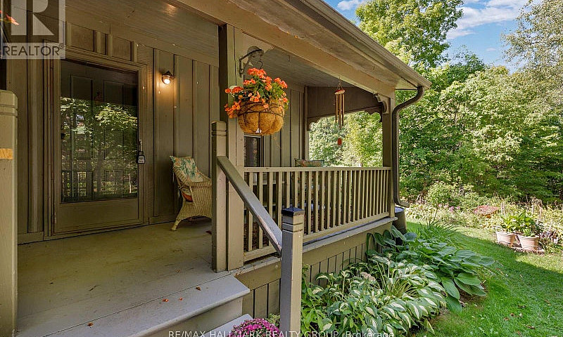 30 Ballycanoe Road F...
