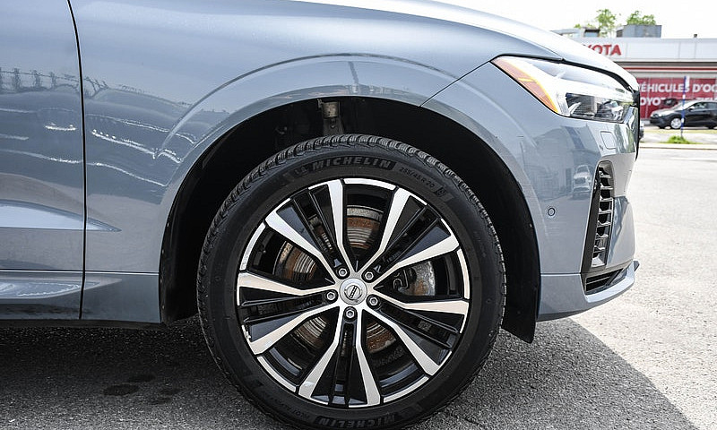 2023 Volvo Xc60...