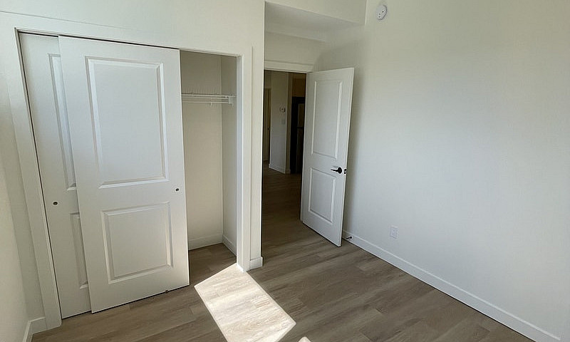 914 Jubilee Ave- 3 B...