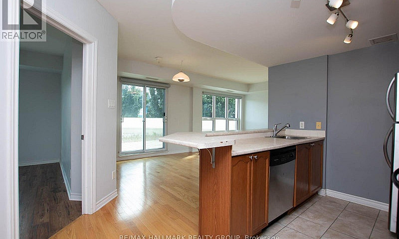 207 - 200 Rideau Str...
