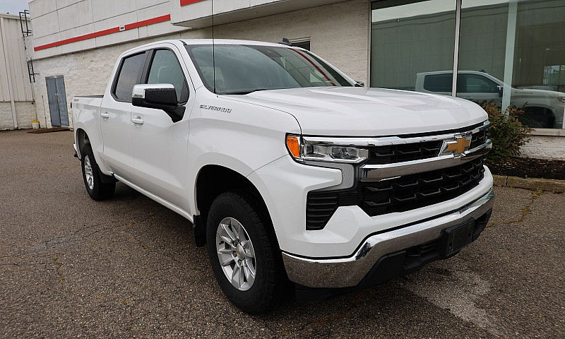 2025 Chevrolet Silve...