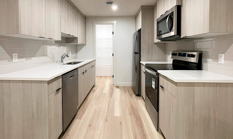1 Bedroom, 1 Bath Ba...