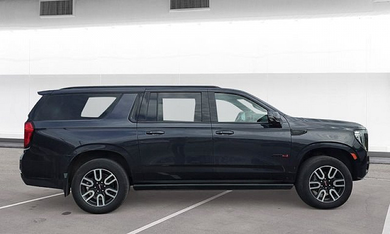 2023 Gmc Yukon Xl At...