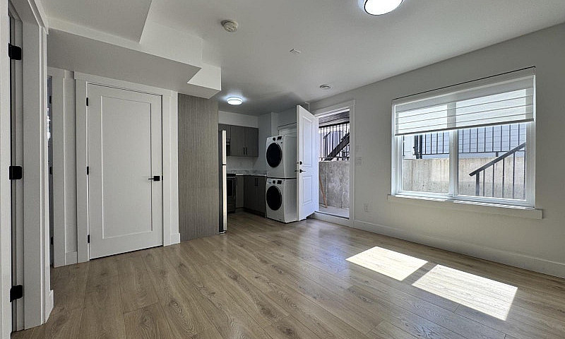 Basement Rental 1679...