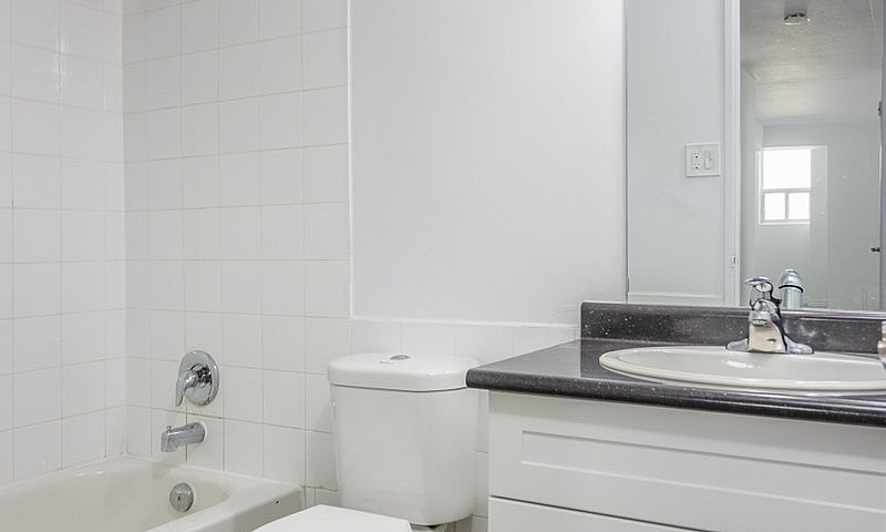 2 Bedroom Available ...