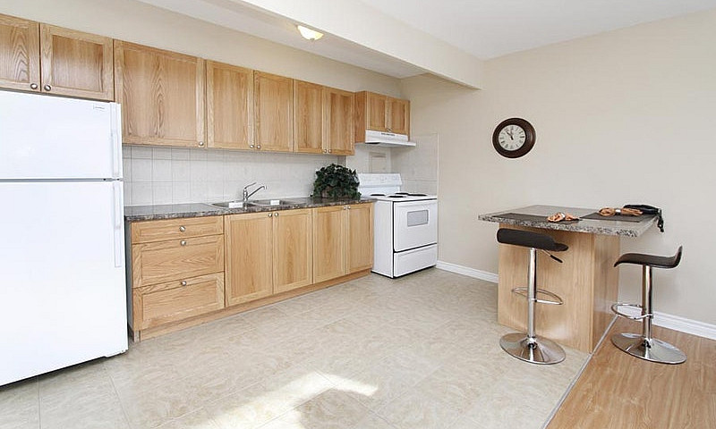 468 Ottawa Street No...