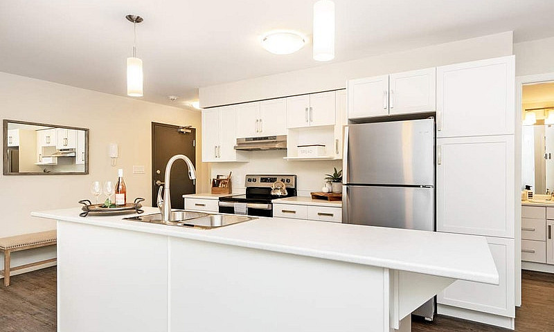 The Edge - 2 Bed - R...