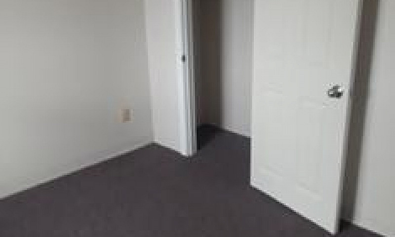 Beautiful 1 Br Apart...