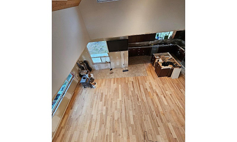 1600 Loon Lake Road ...