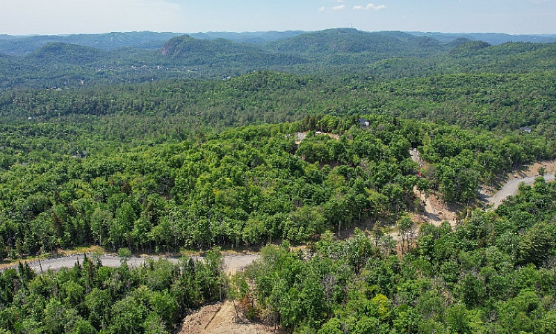 Terrain Avec Vue A V...