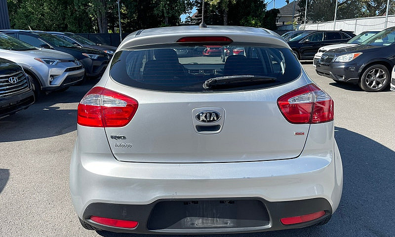 2015 Kia Rio Hatchba...
