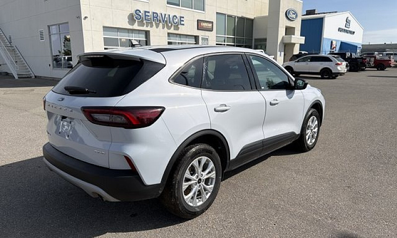 2025 Ford Escape Act...