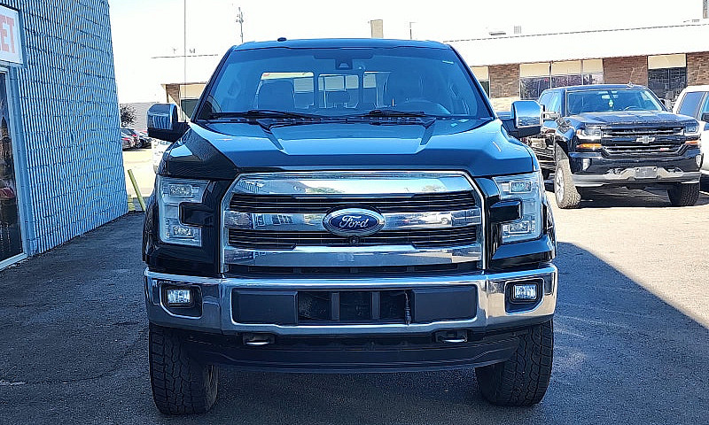 2015 Ford F-150 Lari...