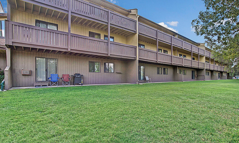 2 Bed X 1 Bath Apart...