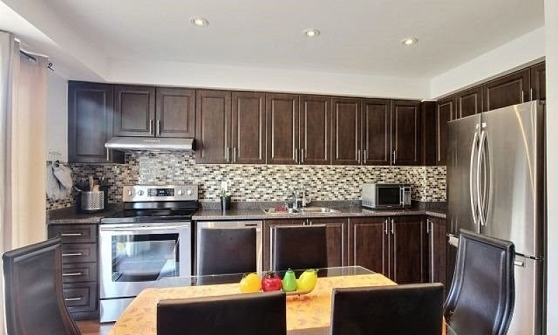 Beautiful Spacious P...
