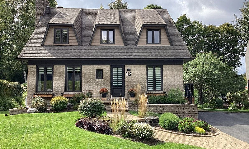 $730,000 - 2 Storey ...