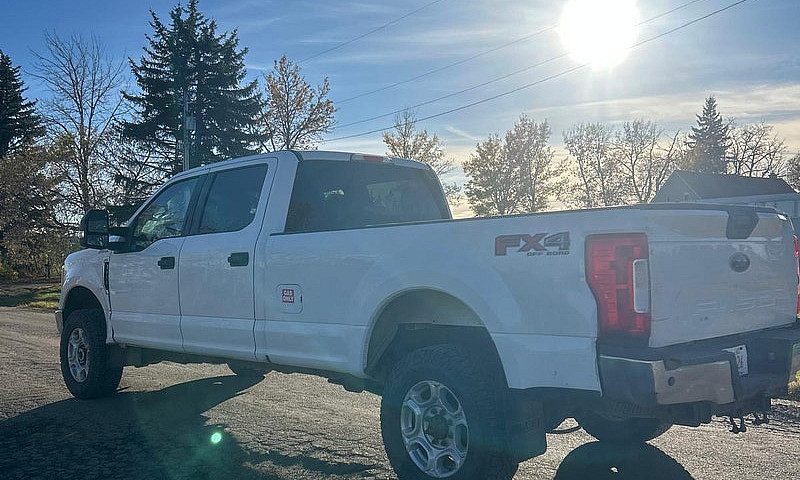 2017 Ford F 350 Crew...