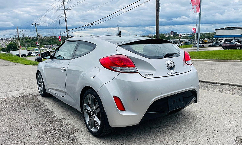 2015 Hyundai Veloste...