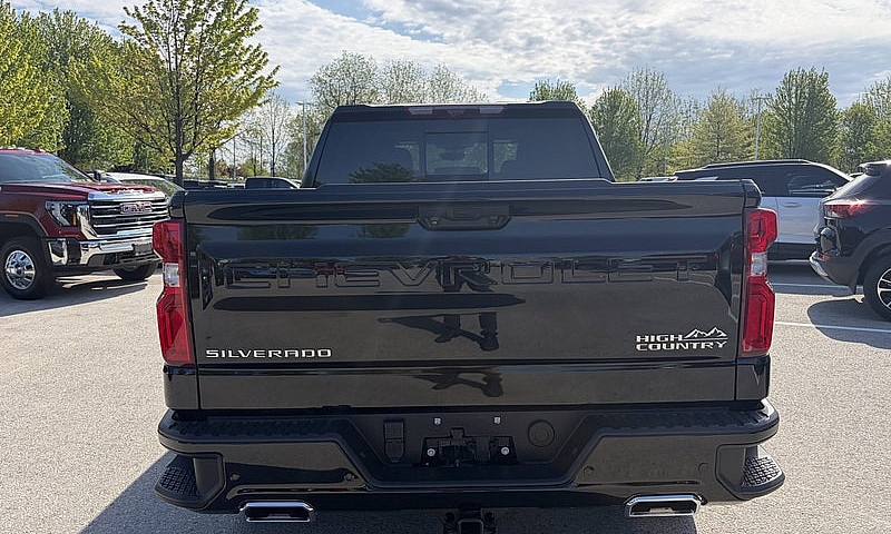 2023 Chevrolet Silve...
