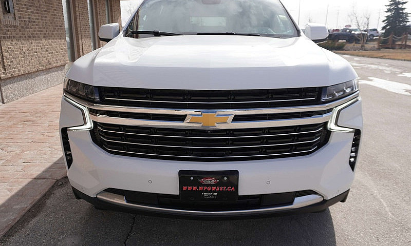 2023 Chevrolet Subur...
