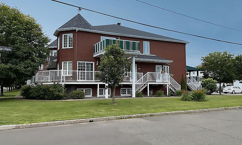 211 700$ - Condo À V...