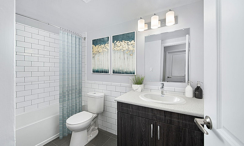 3890 Bathurst Street...