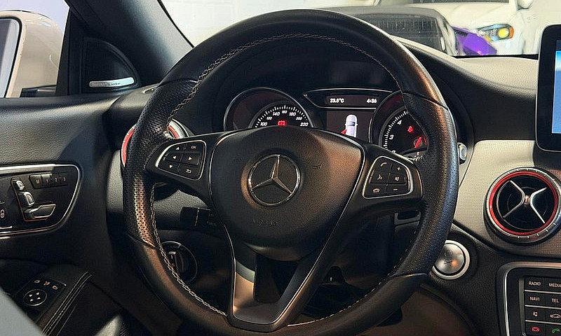 2018 Mercedes-Benz C...