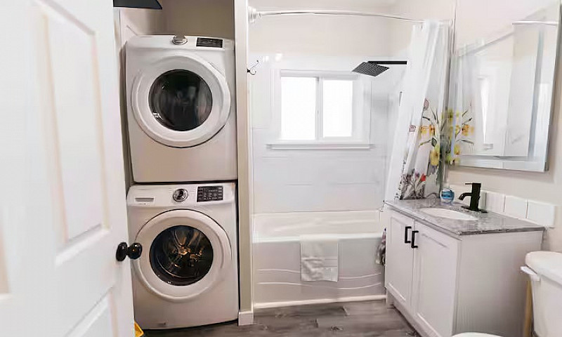 Spacious 3-Bedroom, ...