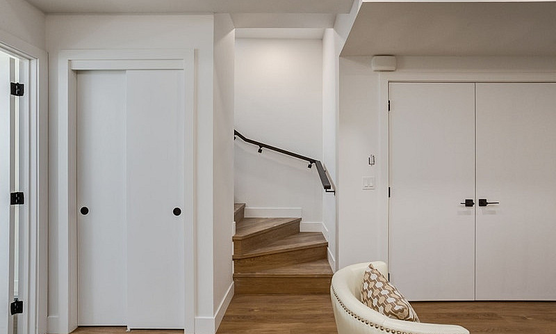 Modern 1-Bed Basemen...