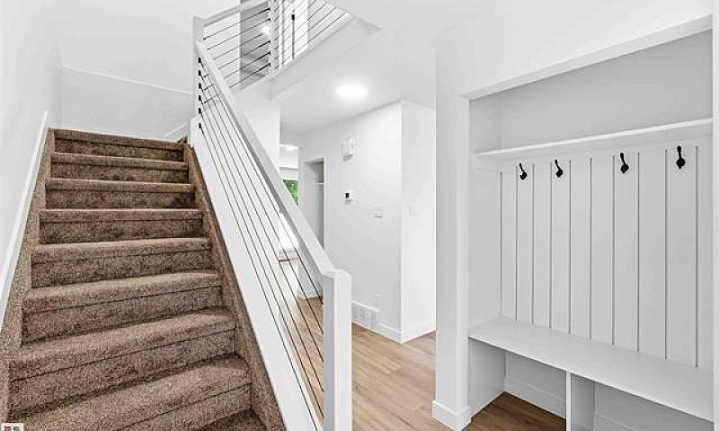 Fully Renovated 4 Be...