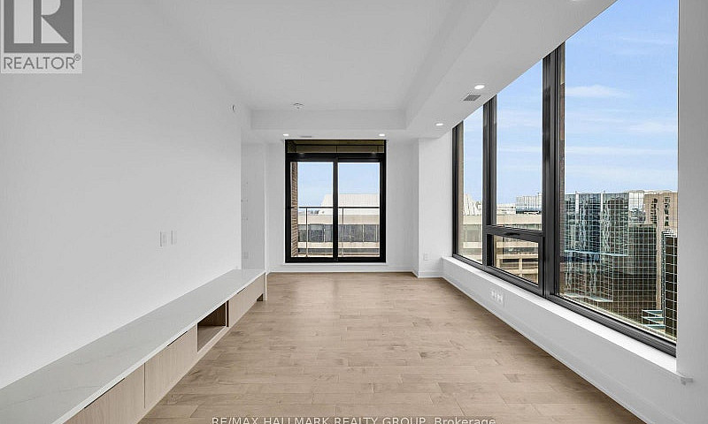 2604 - 340 Queen Str...