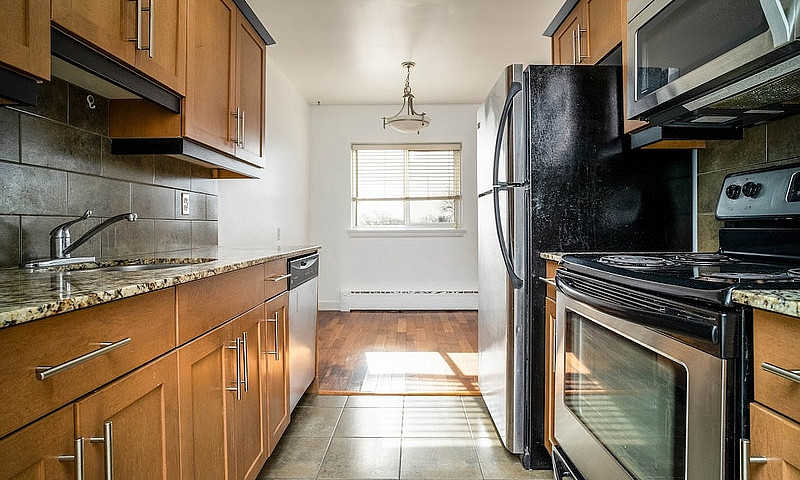 1 Bdr Condo In The H...