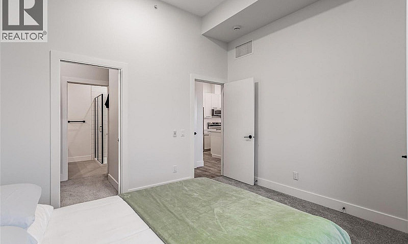1220 Pacific Avenue ...
