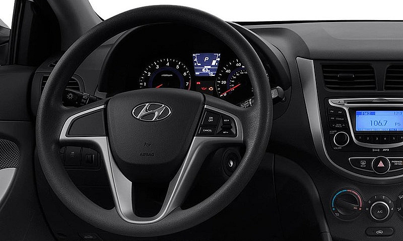 2013 Hyundai Accent ...