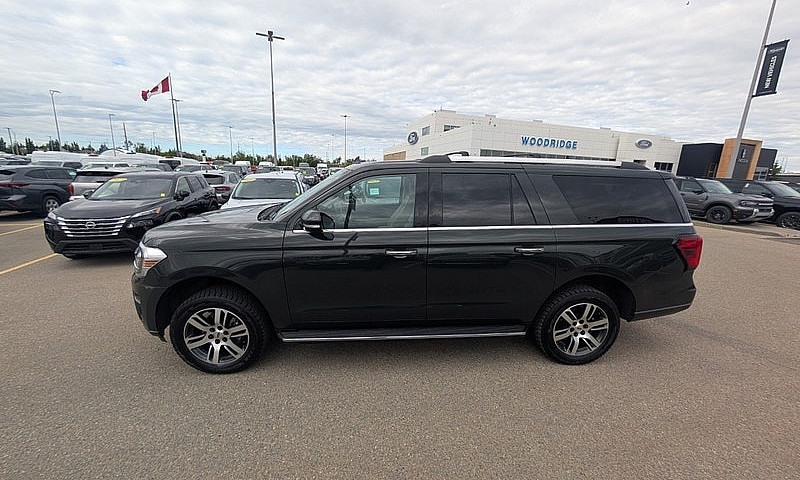 2023 Ford Expedition...