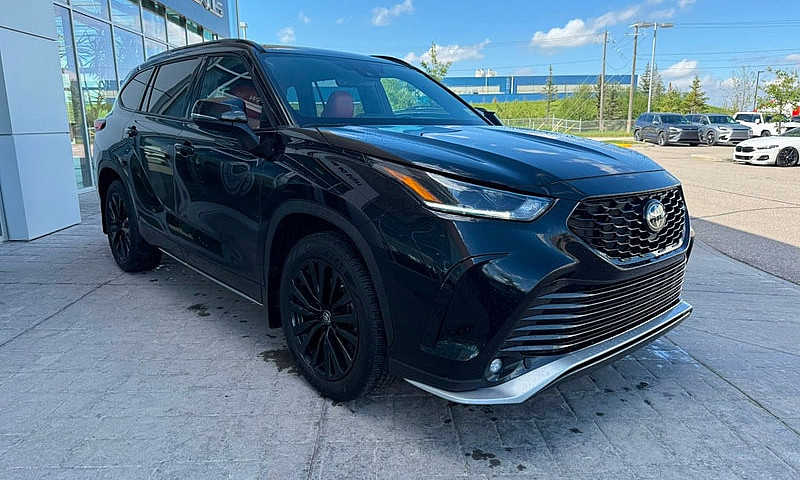 2023 Toyota Highland...