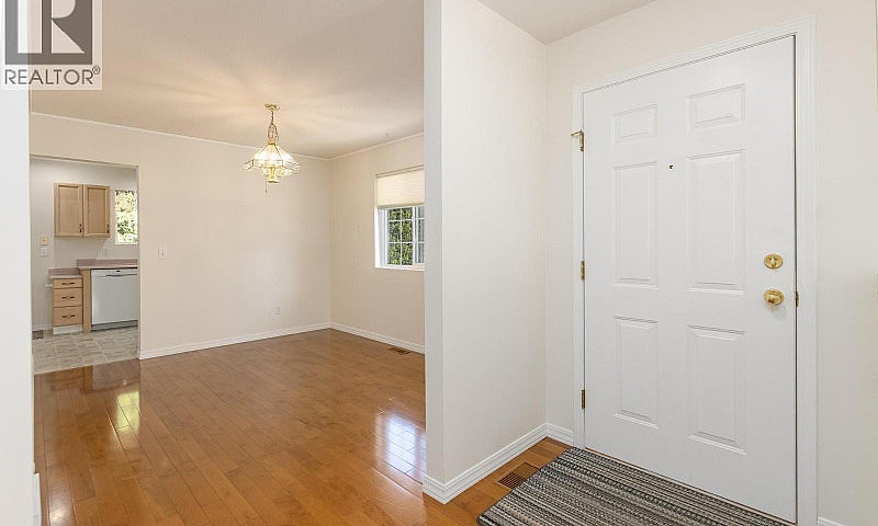 870 10 Street Sw Uni...