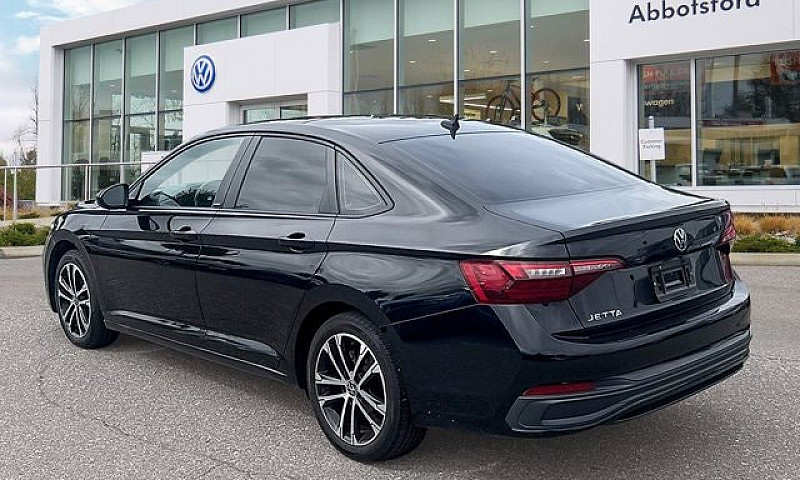 2023 Volkswagen Jett...