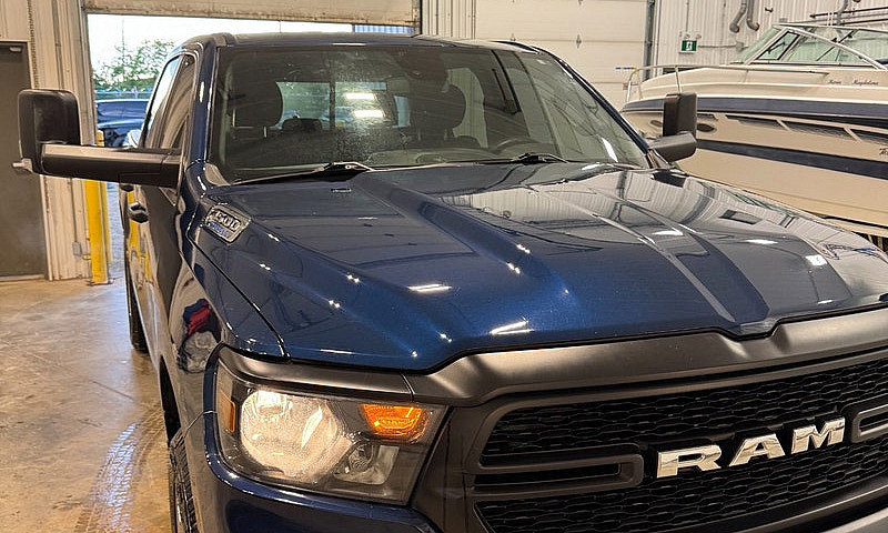 2023 Ram 1500 Crew C...