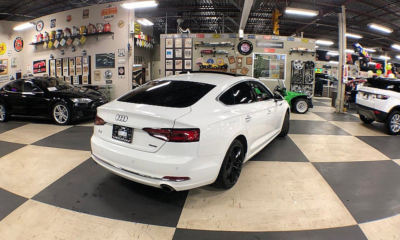 2019 Audi A5 Komfort...