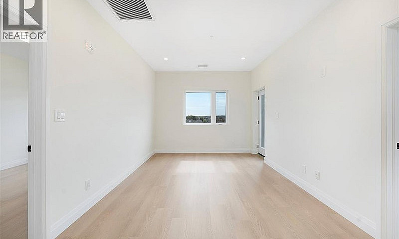 4400 Laurier Parkway...