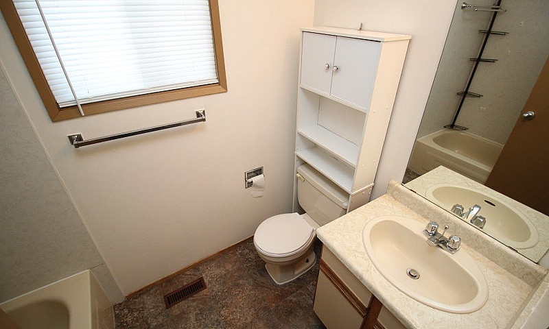 3 Bedrooms Duplex - ...