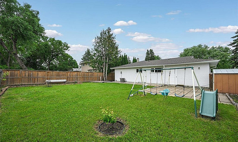 88 Wadham Bay Winnip...