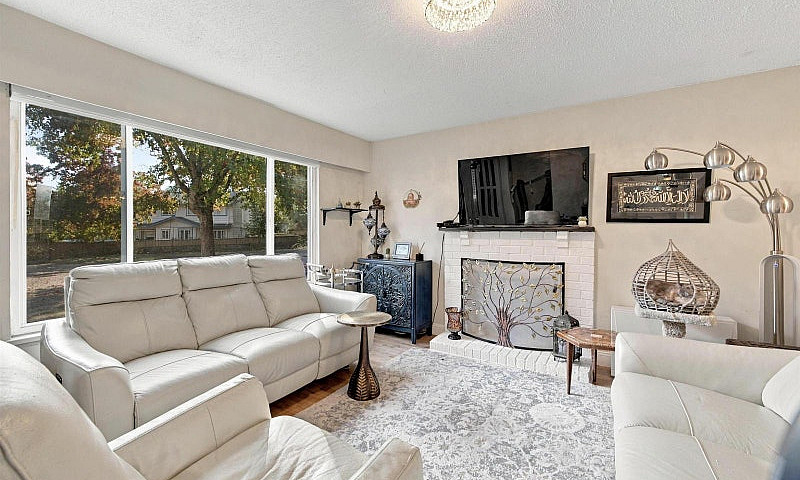 6284 Morgan Place Su...