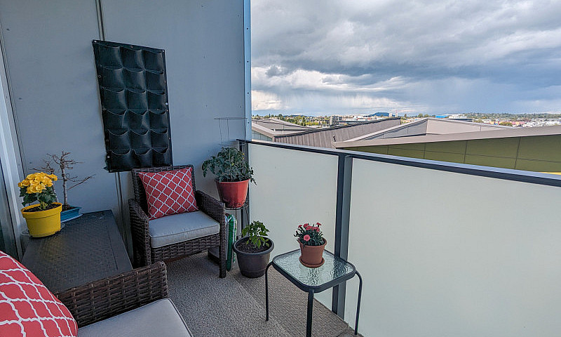 Modern 1Bdr Condo At...