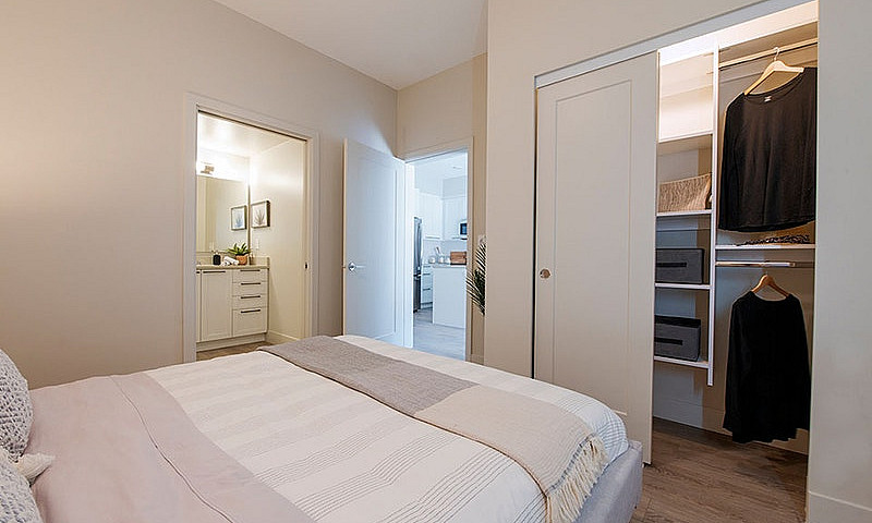 Stunning 2 Bedrooms ...